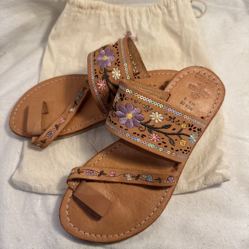 WOMEN'S AUTHENTIC MEXICAN HUARACHE SANDALS SLIP ON Embroidered LEATHER Sz 6 NEW